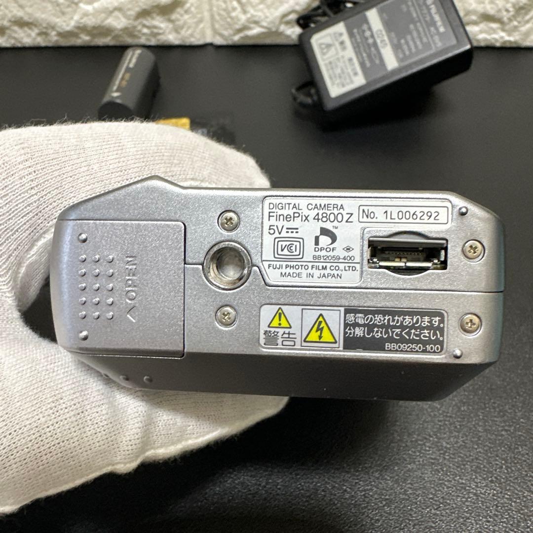 平成レトロFUJIFILM FinePix 4800Z 美品　動作品　訳あり