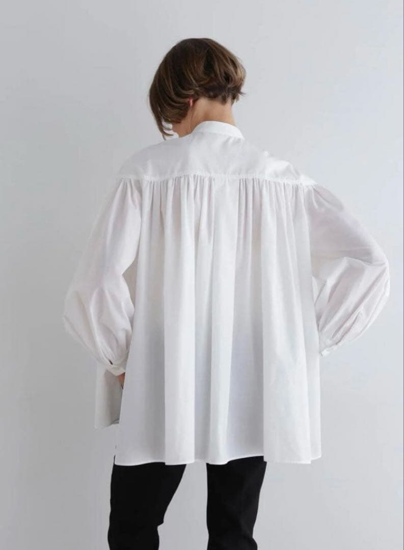 美品　ルフィル LE PHIL タイプライターギャザーブラウス