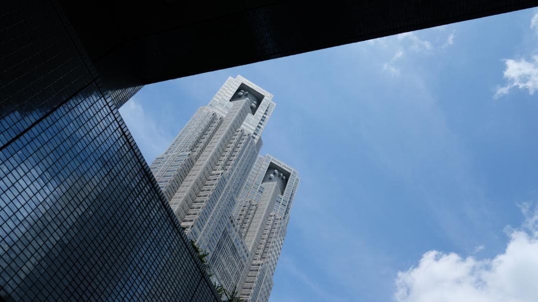 FUJIFILM XF18ｍｍＦ2Ｒ 単焦点レンズ （訳アリ）