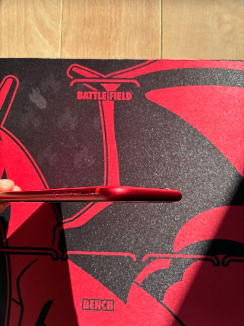 iPhoneSE2 プロダクトレッド 64GB 中古　本体・付属品+おまけ付き