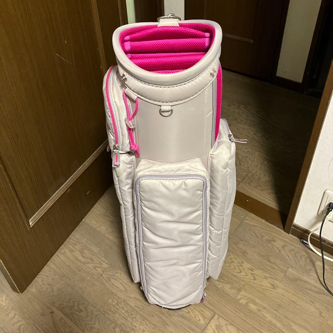 キャロウェイ　ゴルフキャディバッグ ベージュとピンク