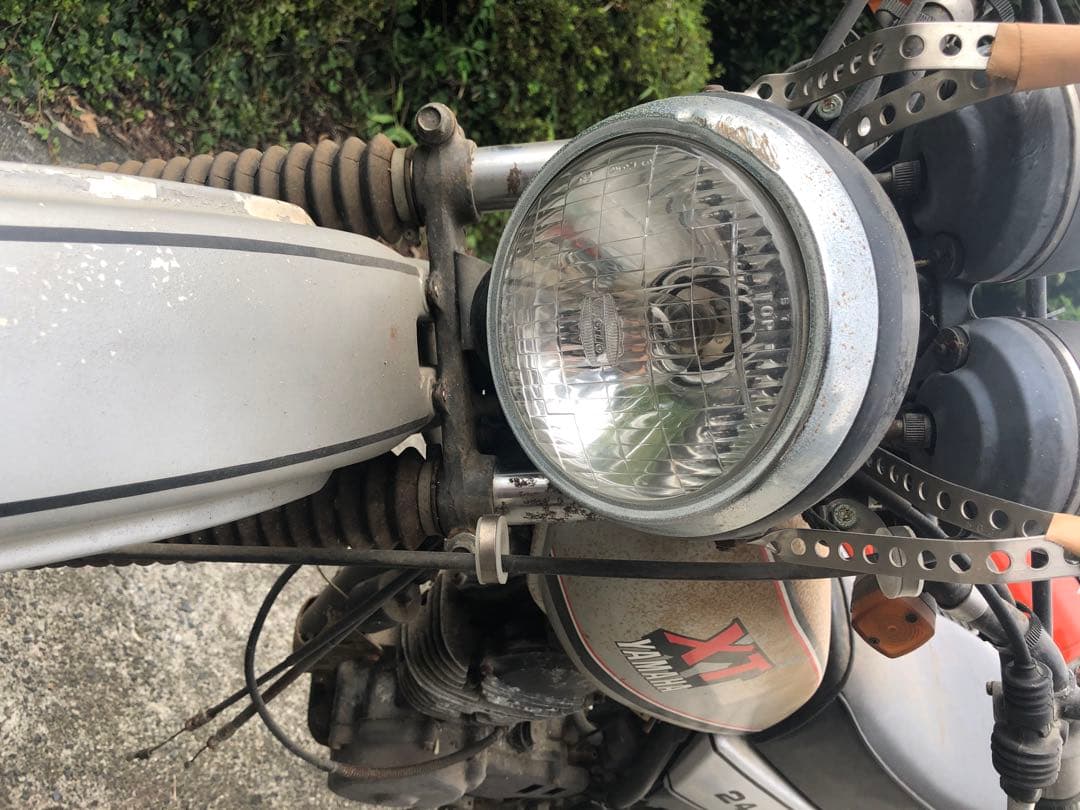 ヤマハ　XT 250 オフロードバイクフロント部品　旧車、不動、