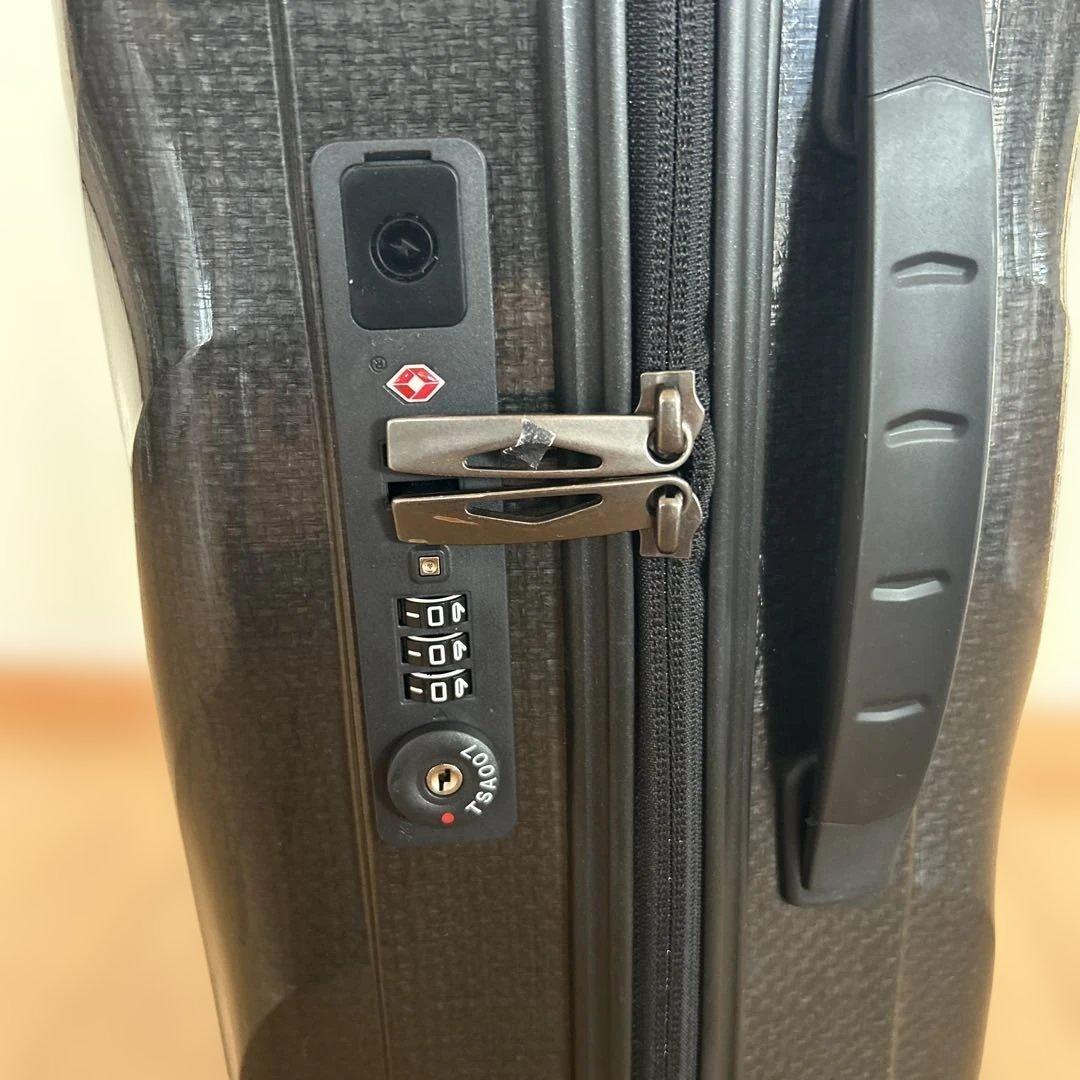 定価7万円級 サムソナイト 機内持込 USB充電拡張キャリーオン対応 上位モデル