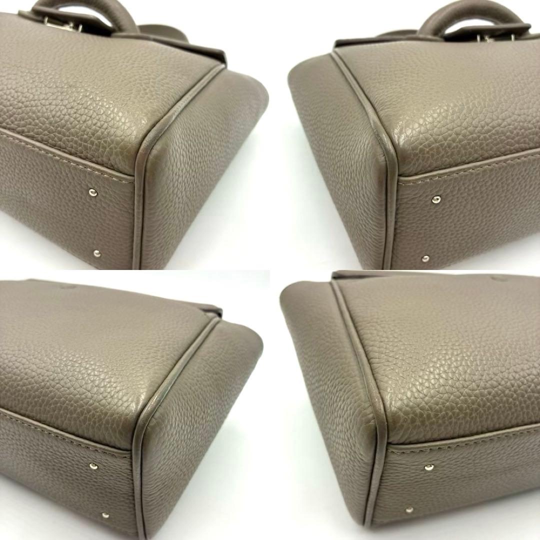 極美品 ヴァジック エバーミニ 2way ショルダーバッグ レザー グレージュ