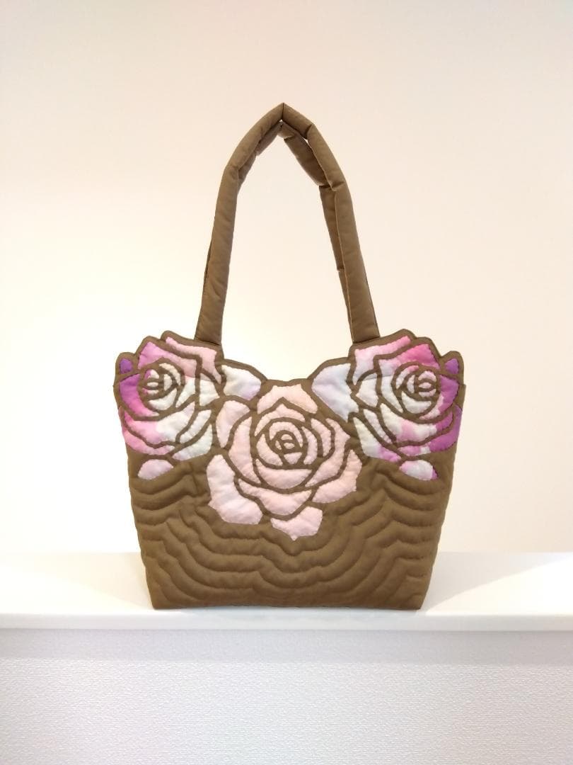 ハワイアンキルト　ハンドメイド　ロケラニトートバッグ