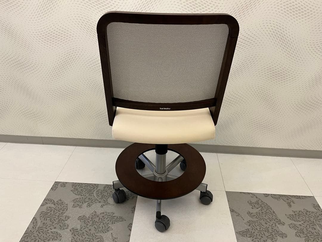♦️カリモク デスクチェア♦️高さ調整・回転可能