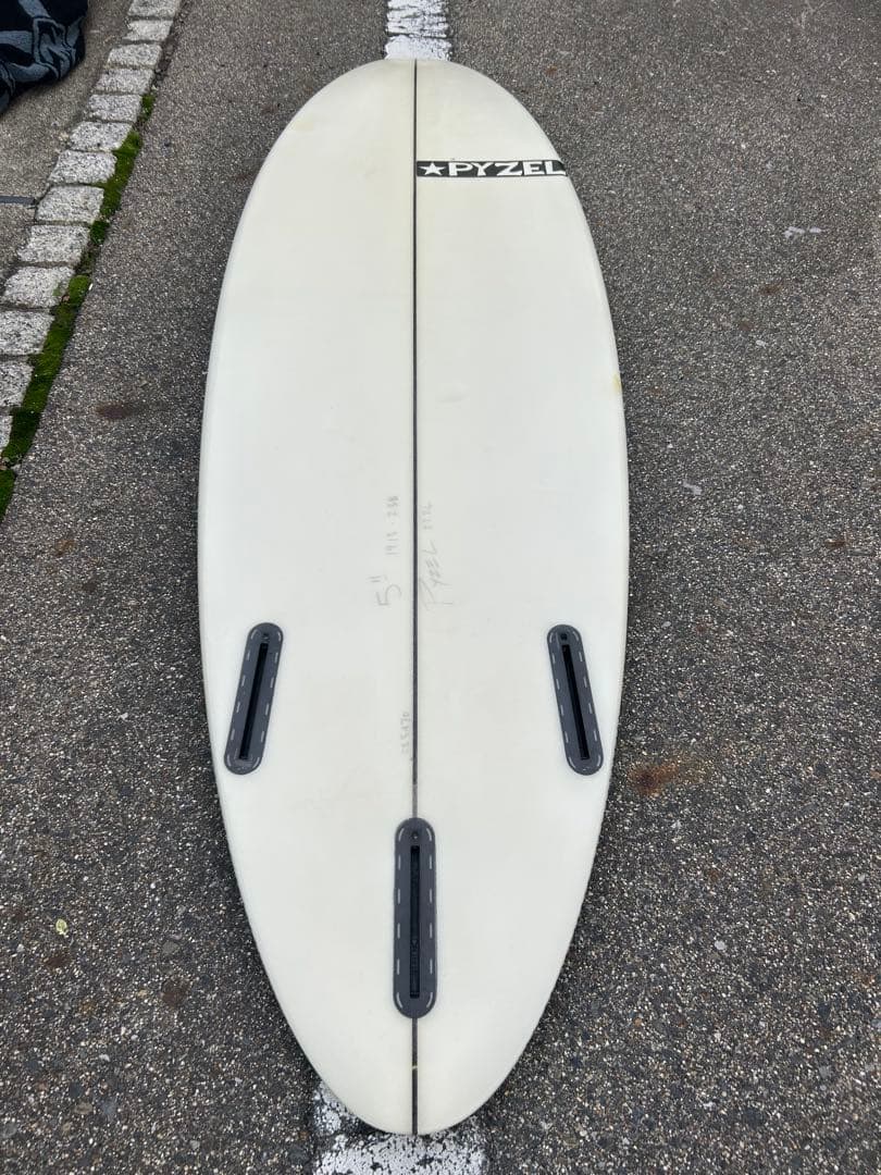 パイゼル ゴースト　PYZEL THE GHOST