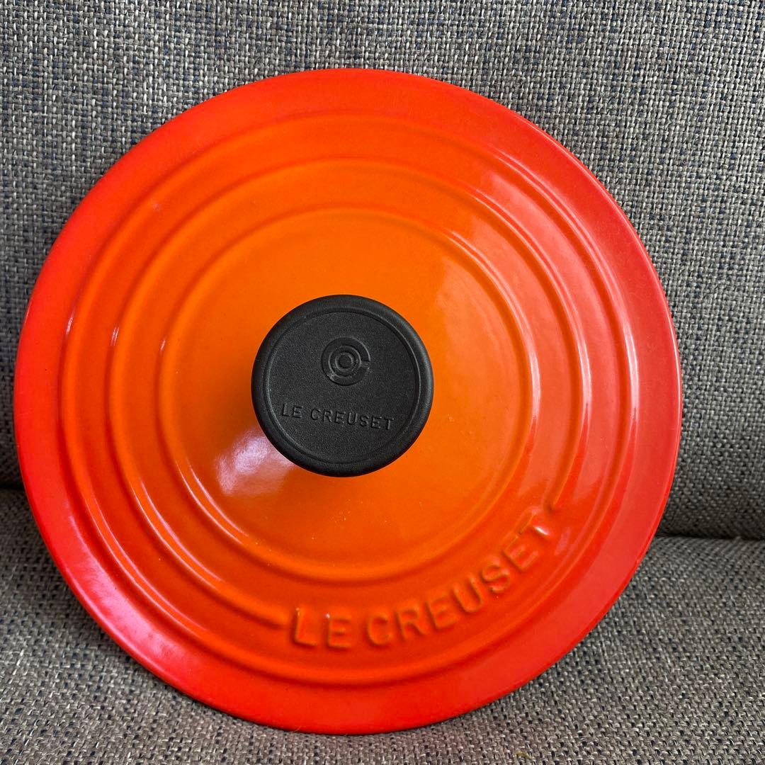 新品　ルクルーゼ　ココットロンド　両手鍋 18cm 箱無し