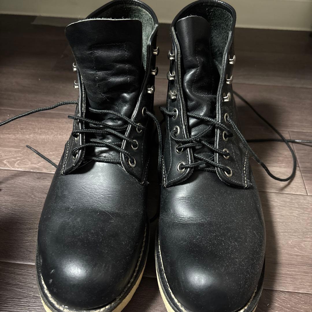 黒のレザーハイカットブーツ