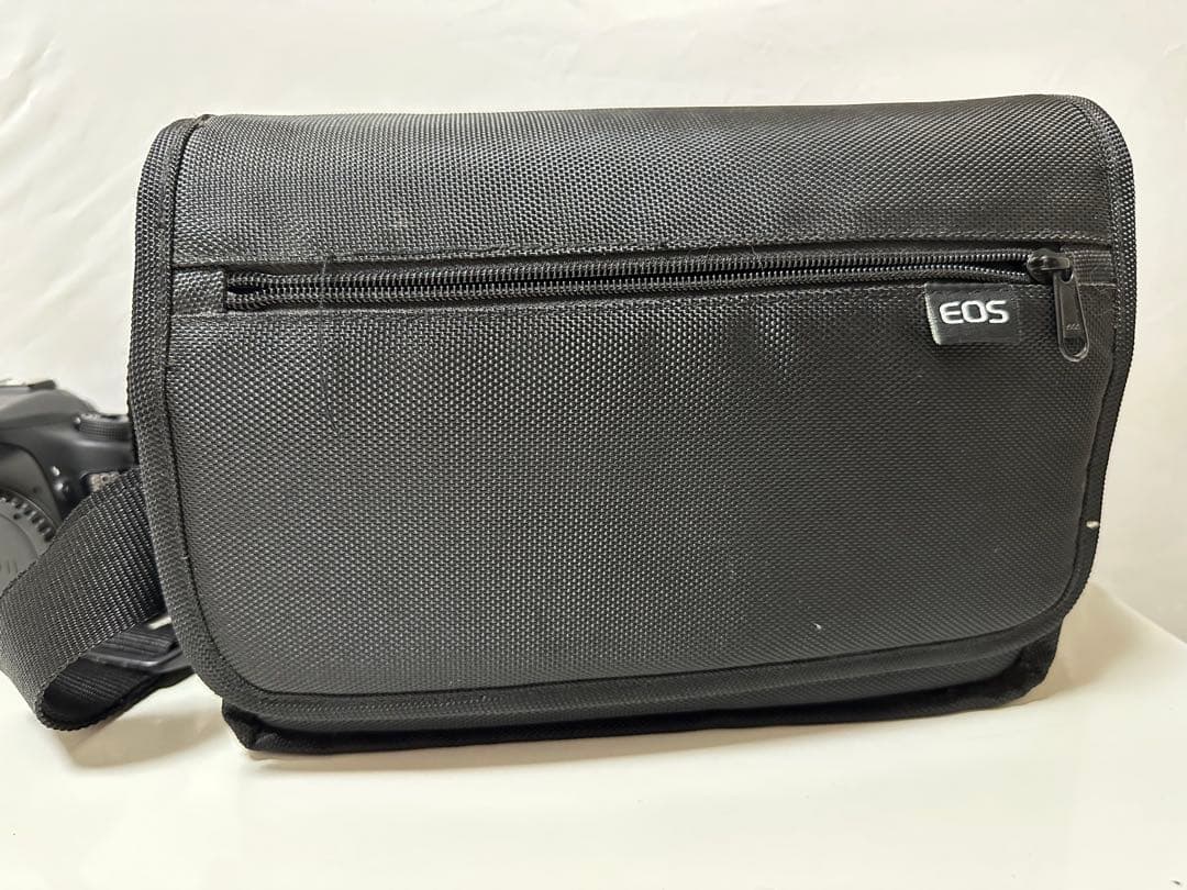 Canon EOS 70D 一眼レフカメラ　初心者向け　欠損あり　おまけ付き