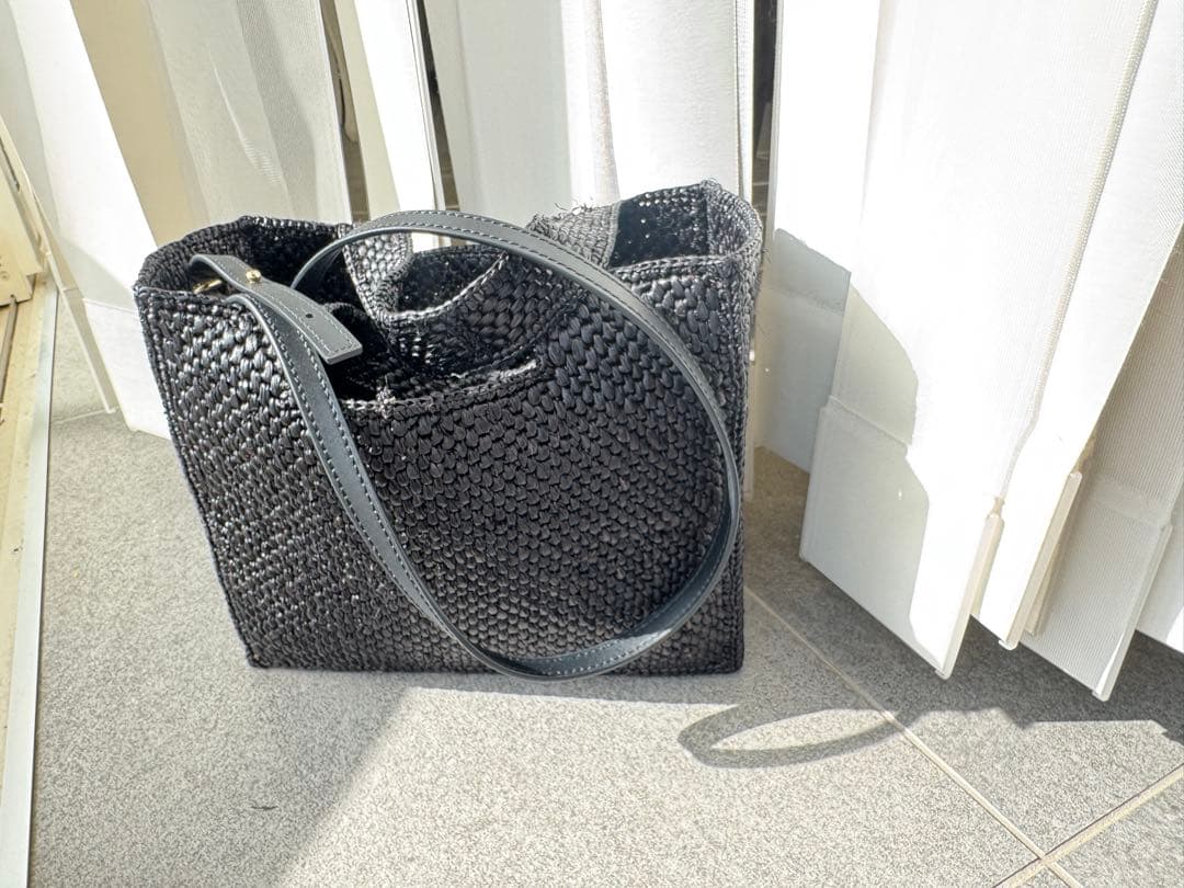 LOEWE かごバッグ　フォント　トート　カゴ　ショルダー　黒