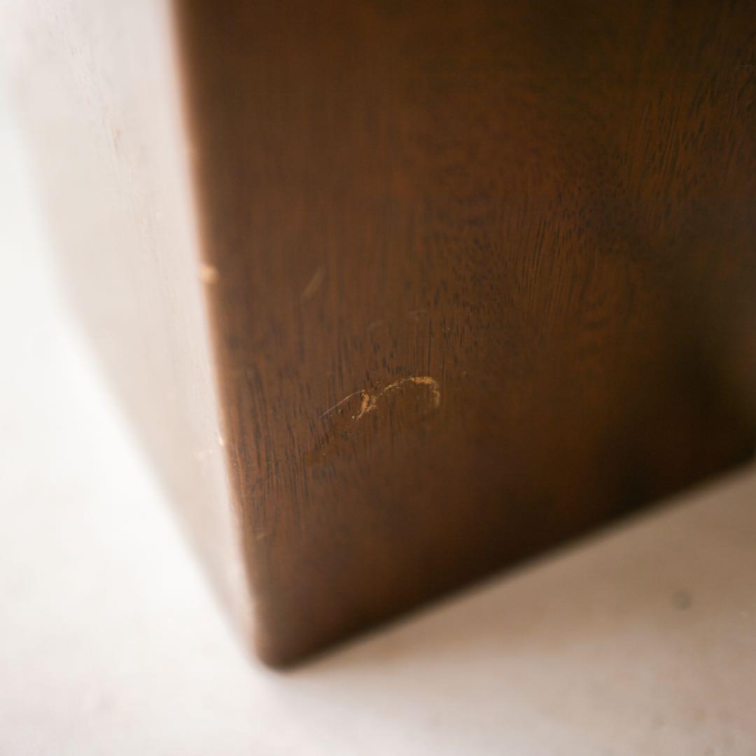 ナラ材　ブラウン色 センターテーブル ガラス天板