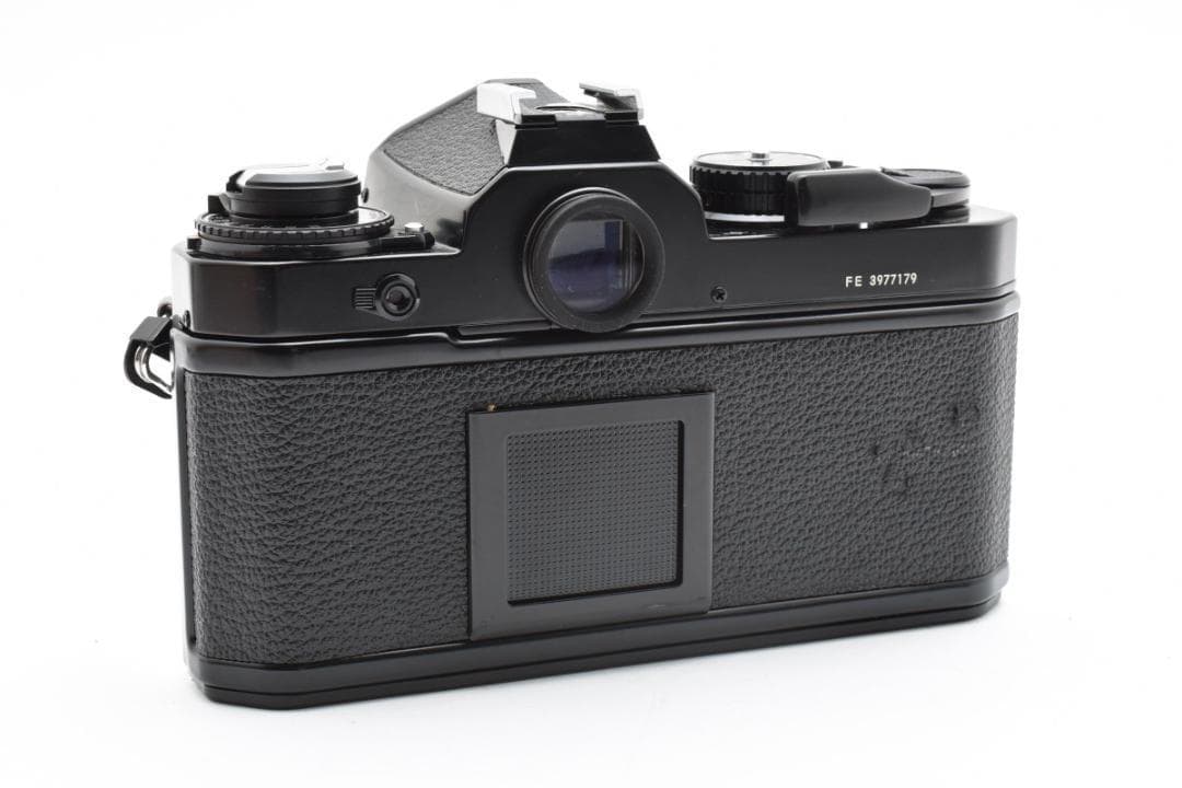 ■ 美品 ■ ニコン　Nikon FE ボディ Y250819 #557