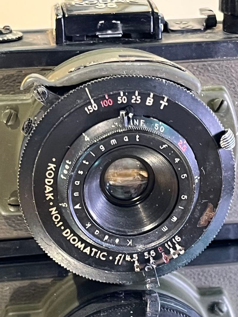 Kodak 35 ミリタリーグリーン 革ケース付