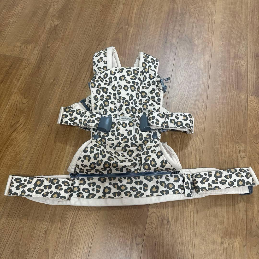 廃盤　美品　ベビービョルン　ONE KAI 抱っこ紐　ヒョウ柄 レオパード