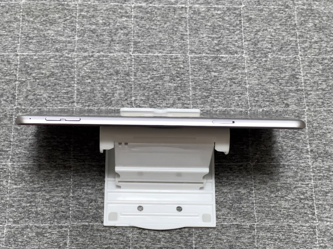 iPad本体 Apple iPad mini4 128GB Wi-Fi + Cellular