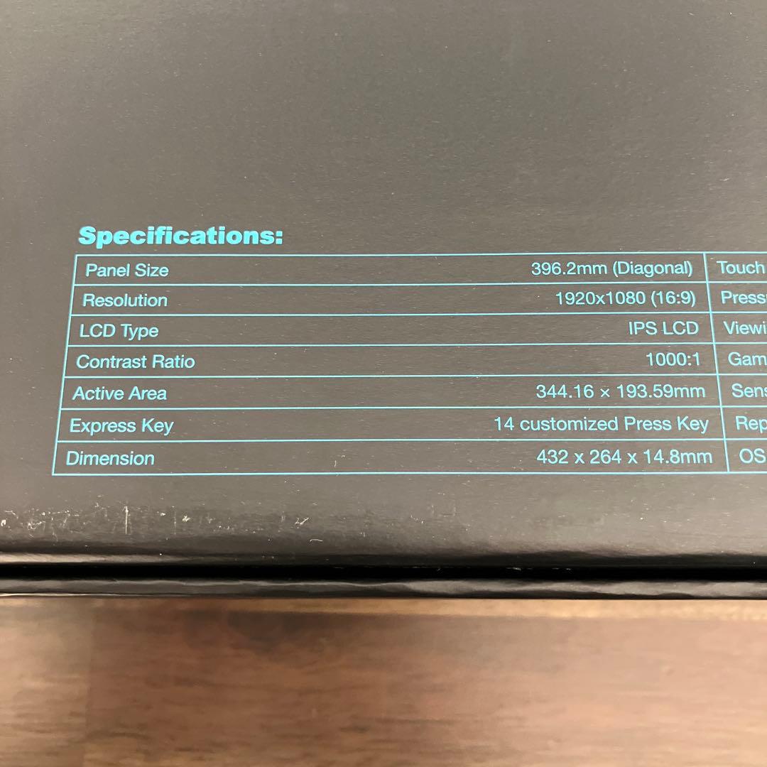 液タブ・ペンタブ HUION KAMVAS 16