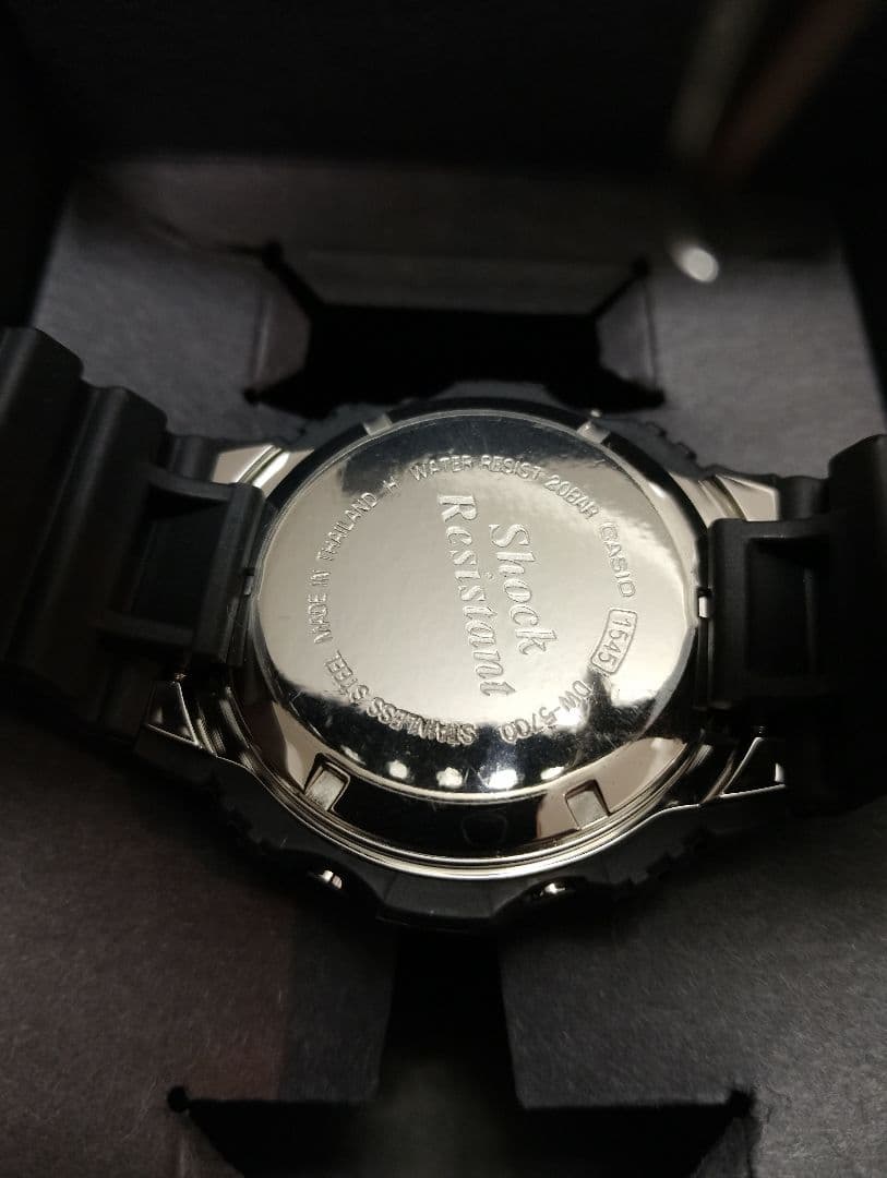 G-SHOCK DW-5700-1JF 復刻スティング スクリューバック