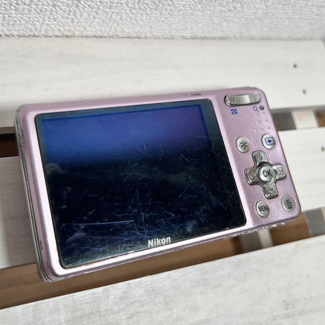 Nikon COOLPIX S560 ピンク　デジカメ