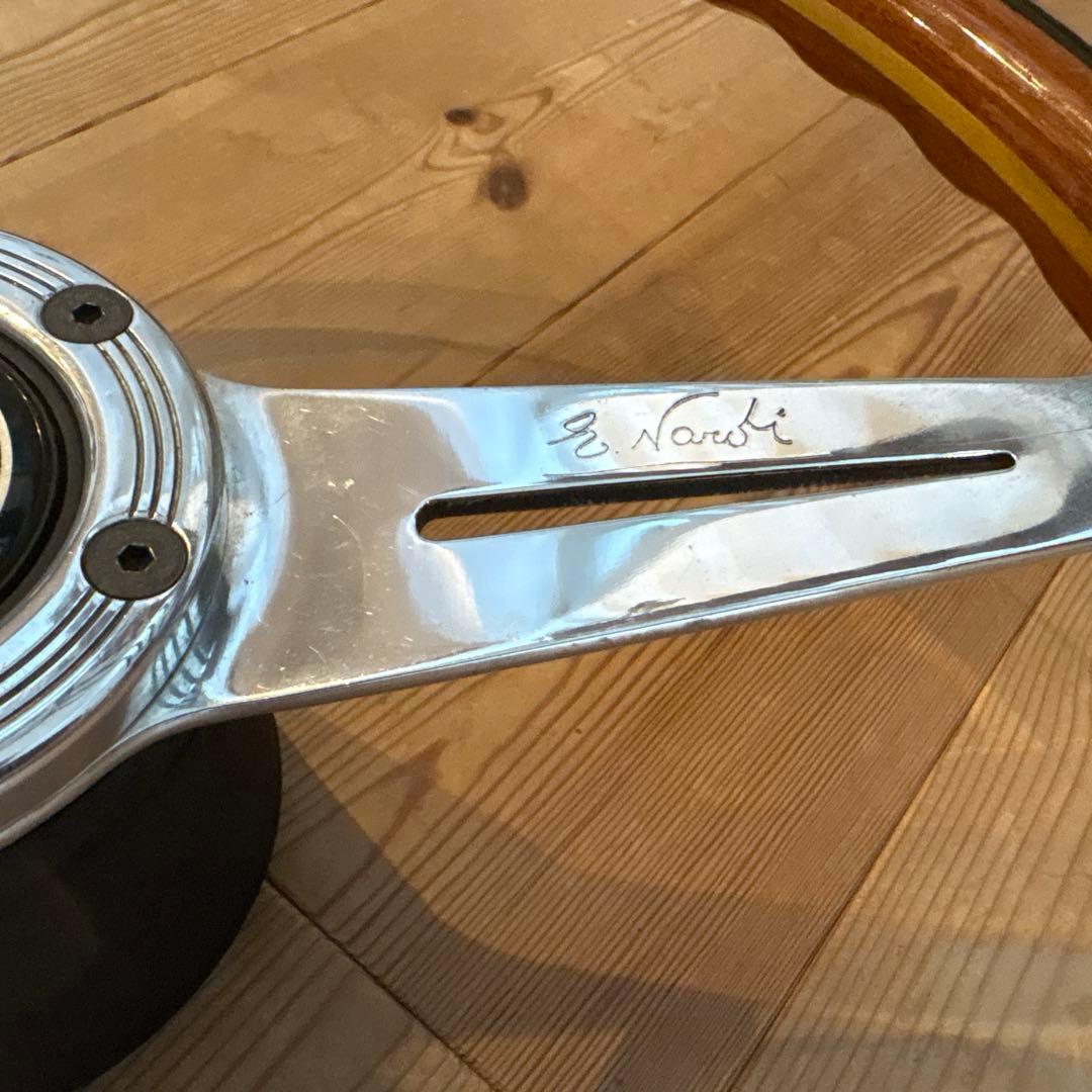 ナルディ クラシック ウッドステアリング36.５cm!ボスはおまけです。