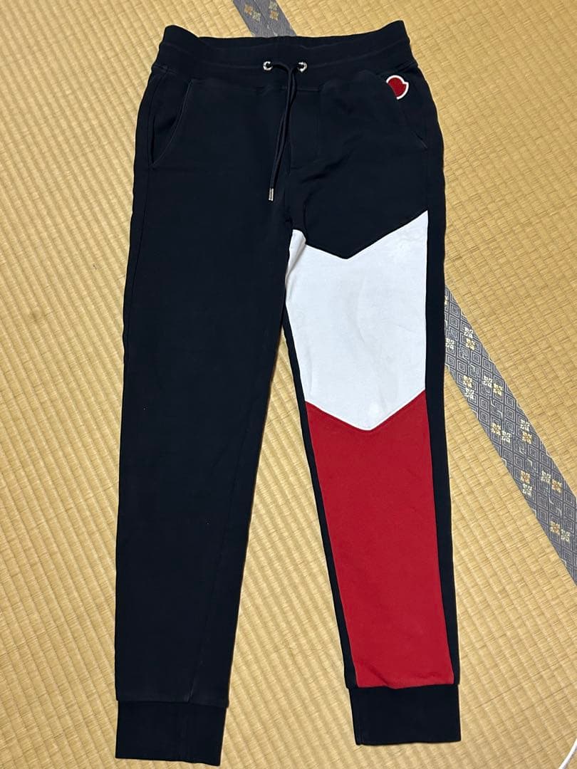 モンクレ　カラーブロックジョガーパンツ　ブラック