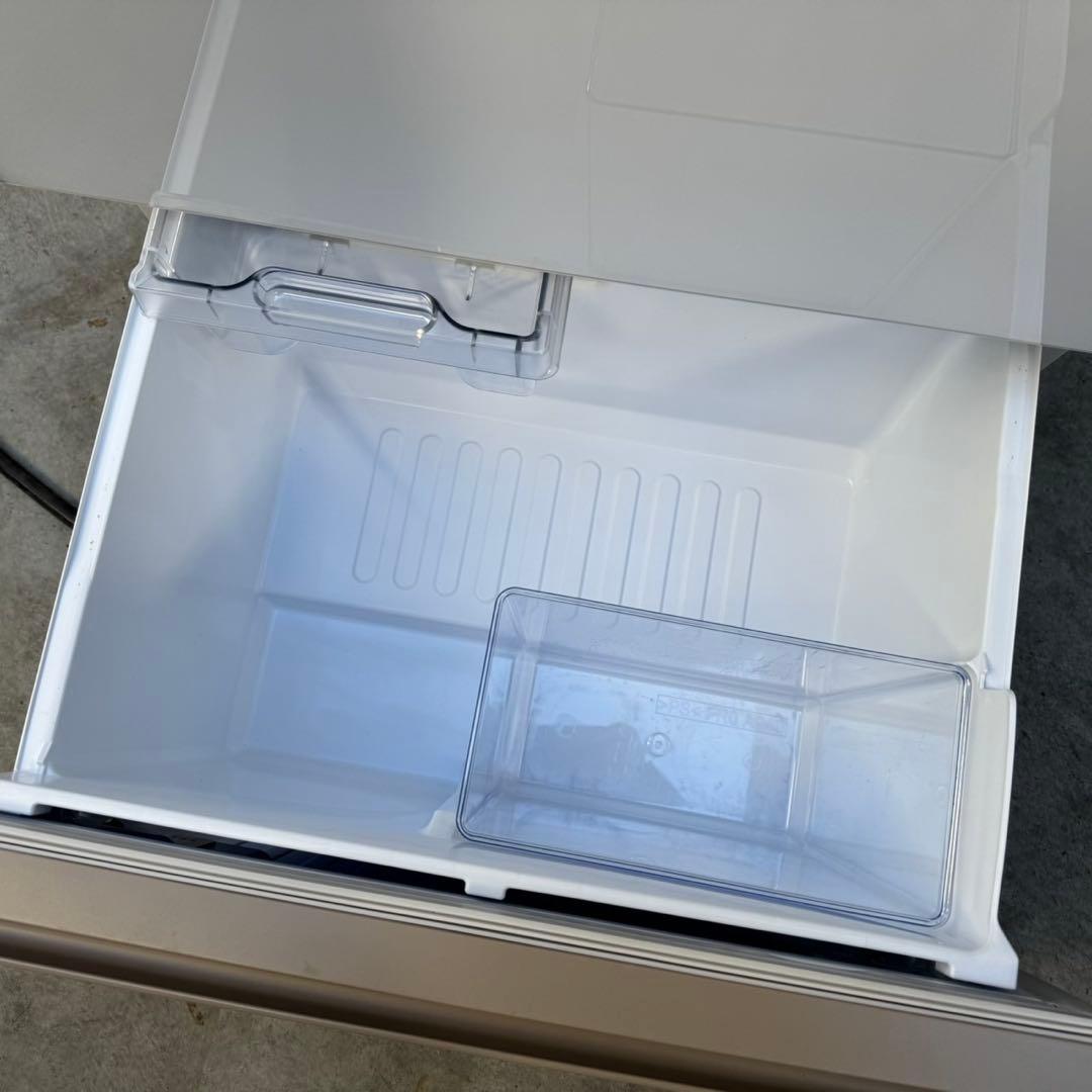 120⭐️2024年製美品★シャープ冷蔵庫3ドア大型自動製氷両開きガラス扉350L