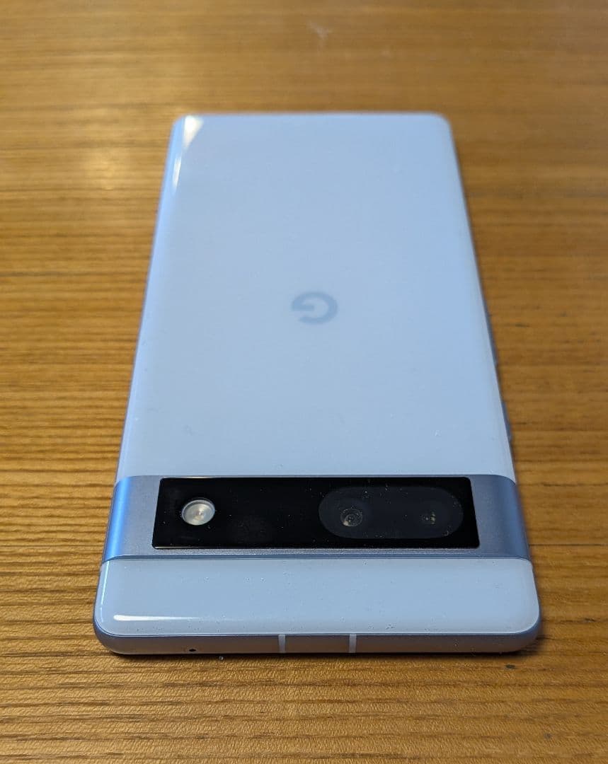 Google Pixel 7a 面割れ　ジャンク品（画面不動・通電確認済）