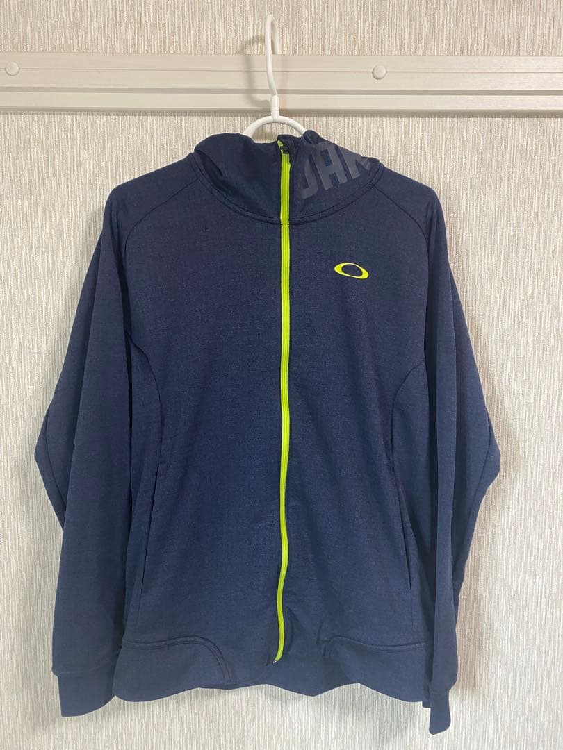OAKLEY ジャージ上下セット 上XL 下Lサイズ　ネイビー&ライムグリーン色