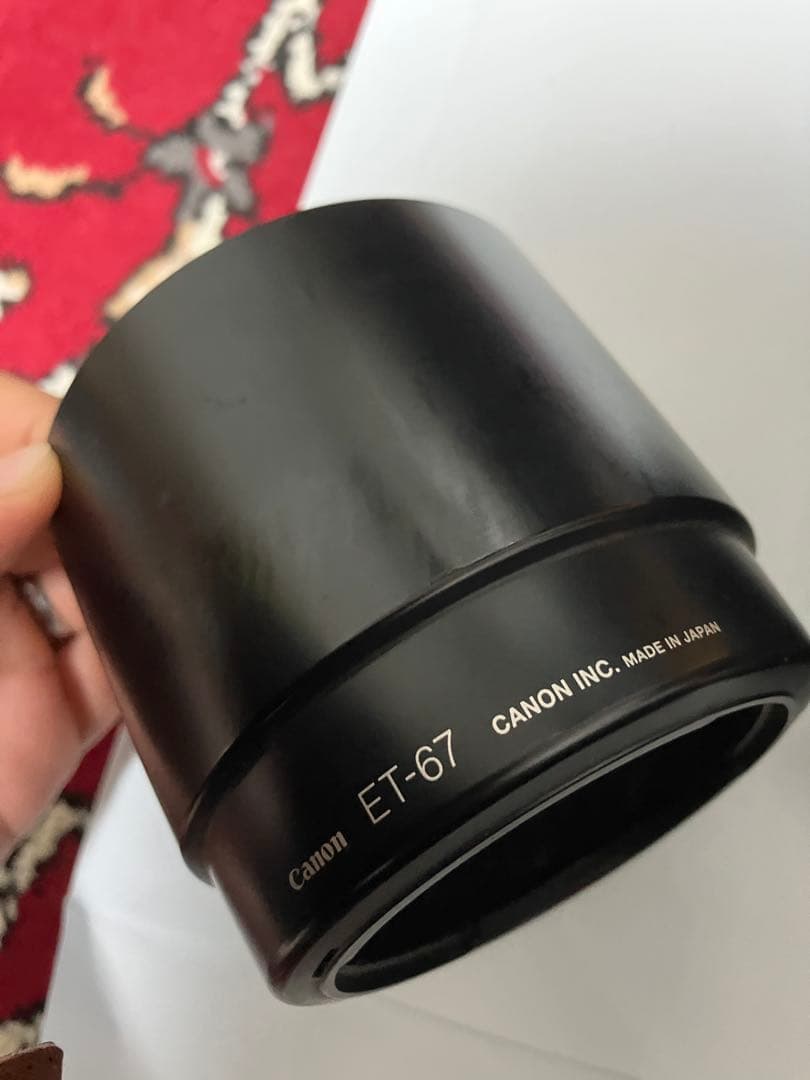 Canon EF 100mm f/2.8マクロレンズ　フード付き