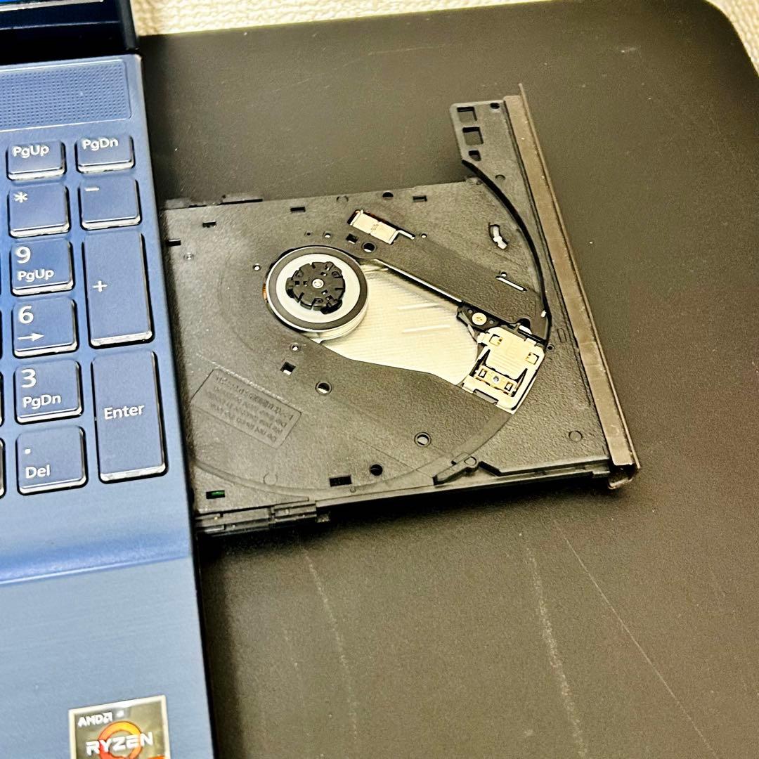 富士通 SSD起動+HDD搭載 CPU Ryzen3搭載 AH43/F3 ブルー