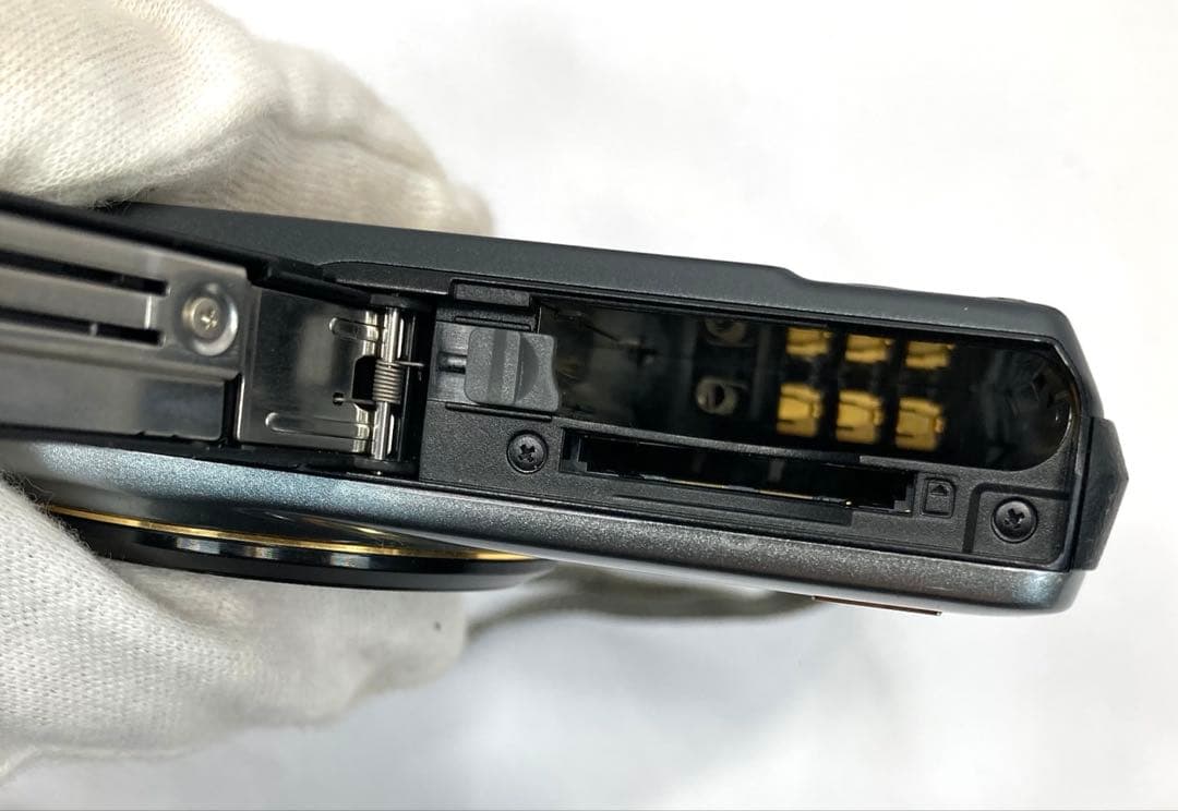 1711N9レ CASIO カシオ EXILIM EX-ZR10 デジカメ