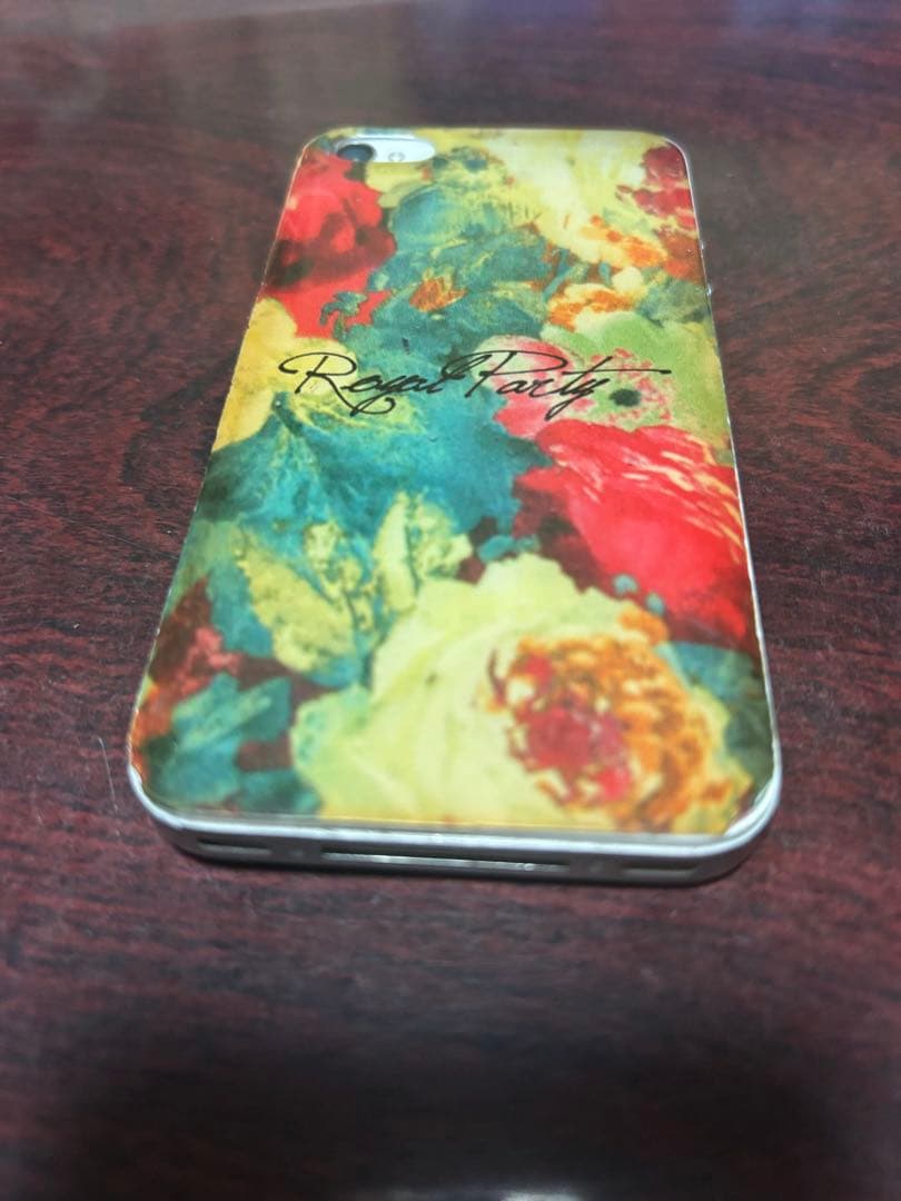 Apple iPhone 4sホワイト＆充電器