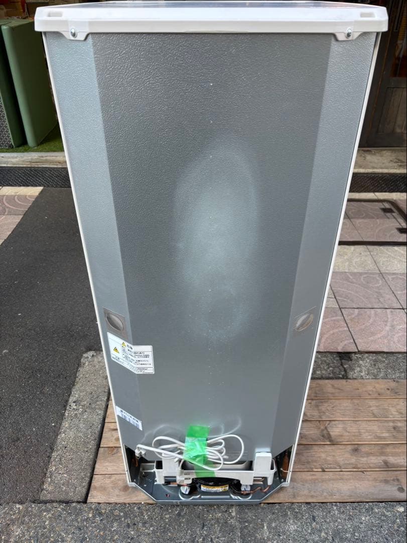 三菱 ノンフロン冷凍冷蔵庫 MR-P15J-W 24年製　一人暮らし冷蔵庫