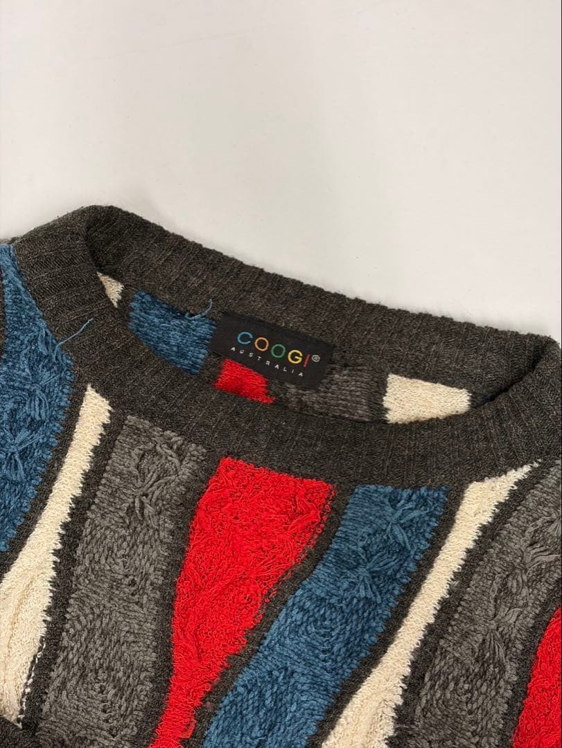 COOGI ストライプニットセーター