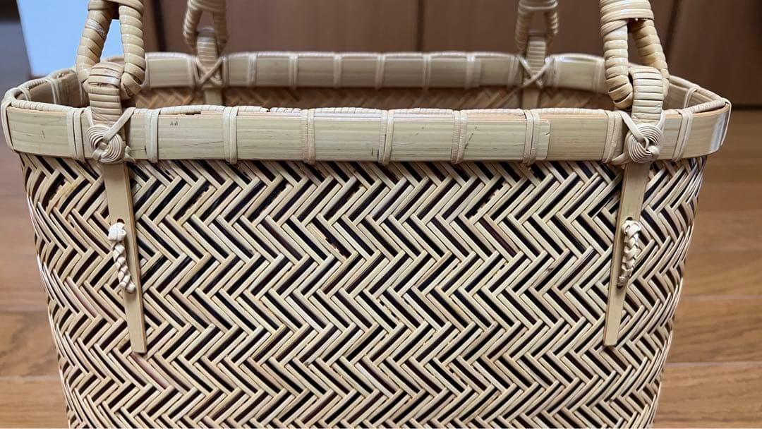 美しい編目の竹細工 ハンドバッグ