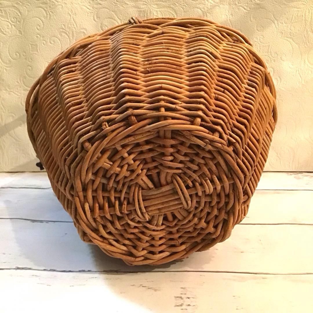 バスケット　カゴ　ウィロー