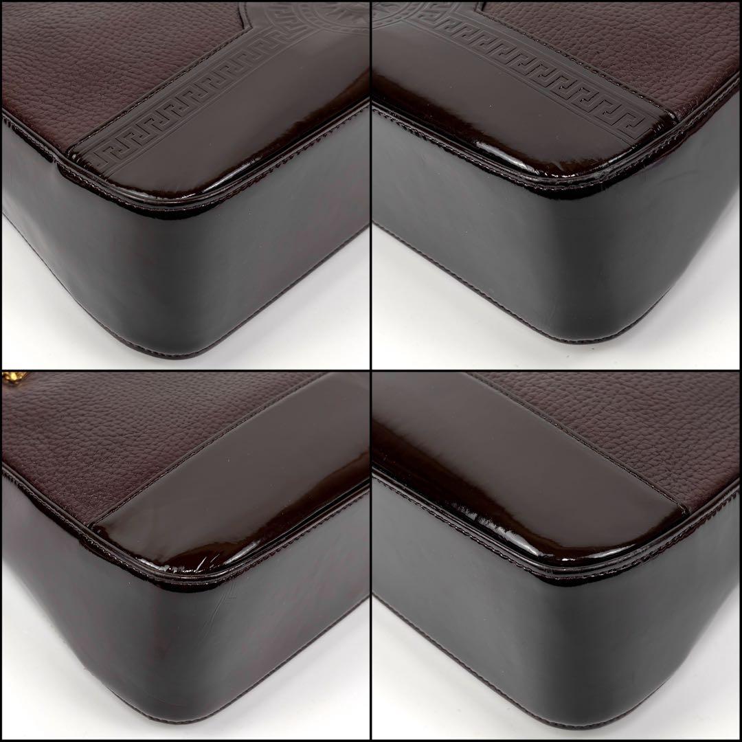 ジャンニヴェルサーチ　ワンショルダーバッグ　ハンドバッグ　メデューサ　レザー