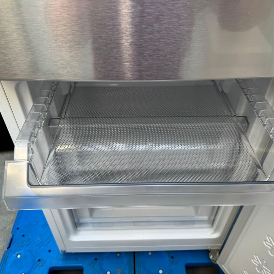 180⭐️2021年製★ハイアール　冷蔵庫　ステンレス　大型　一人暮らし