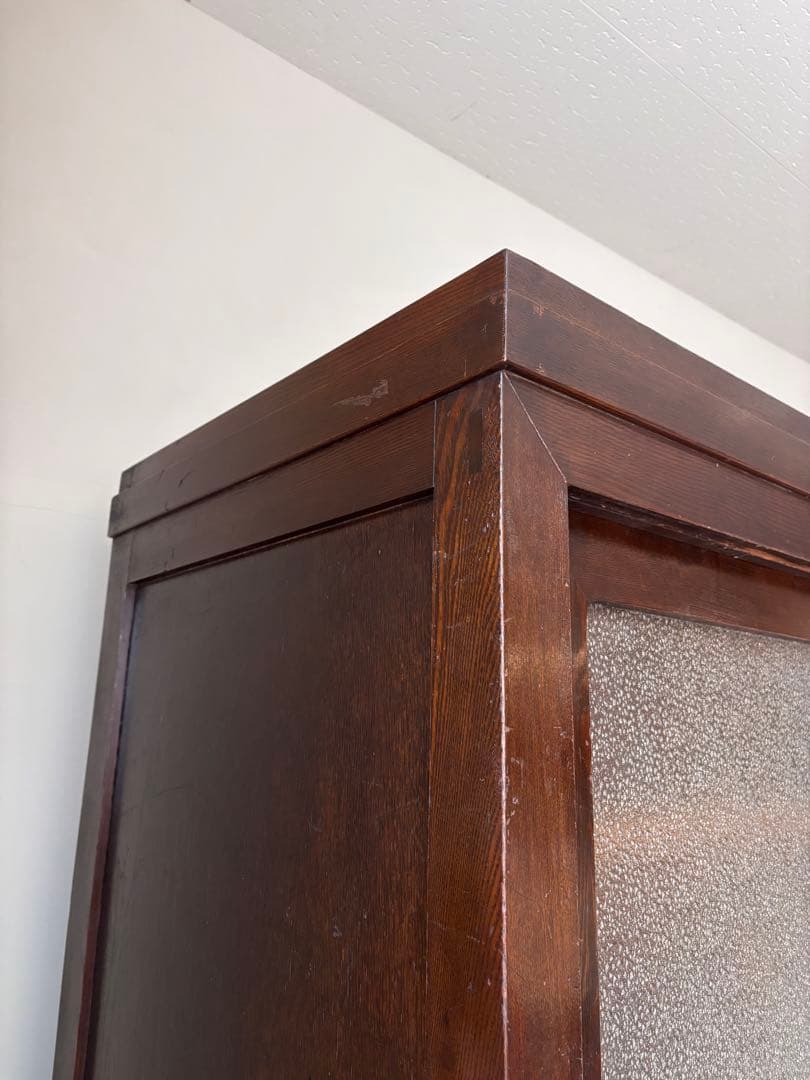 古い水屋箪笥　食器棚　ガラス棚　本棚　ガラスケース　箪笥 和家具　天然木