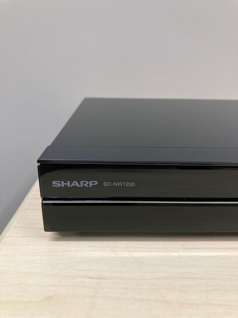 めっちゃ綺麗　1TB シャープ　AQUOS ブルーレイ　BD-NW 1200