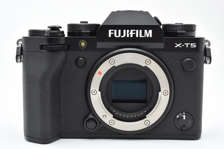 15529AE ★ほぼ新品★保証付 FUJIFILM X-T5 富士フィルム
