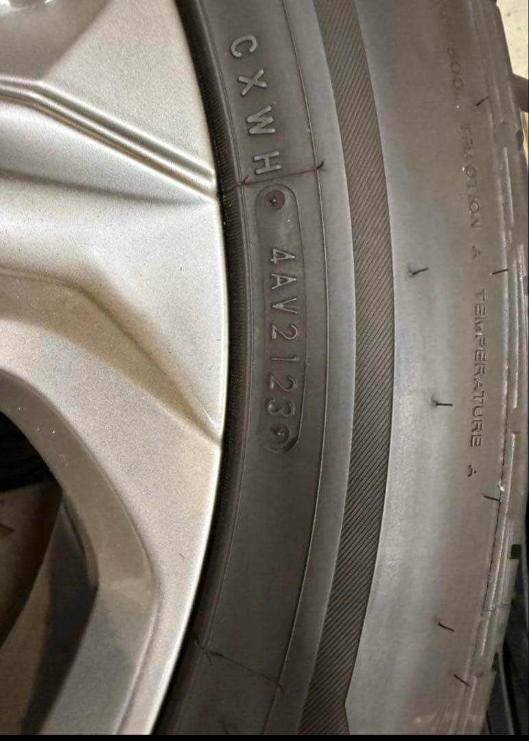 ケント　パパ ランドクルーザー300 TOYO 275/50R21