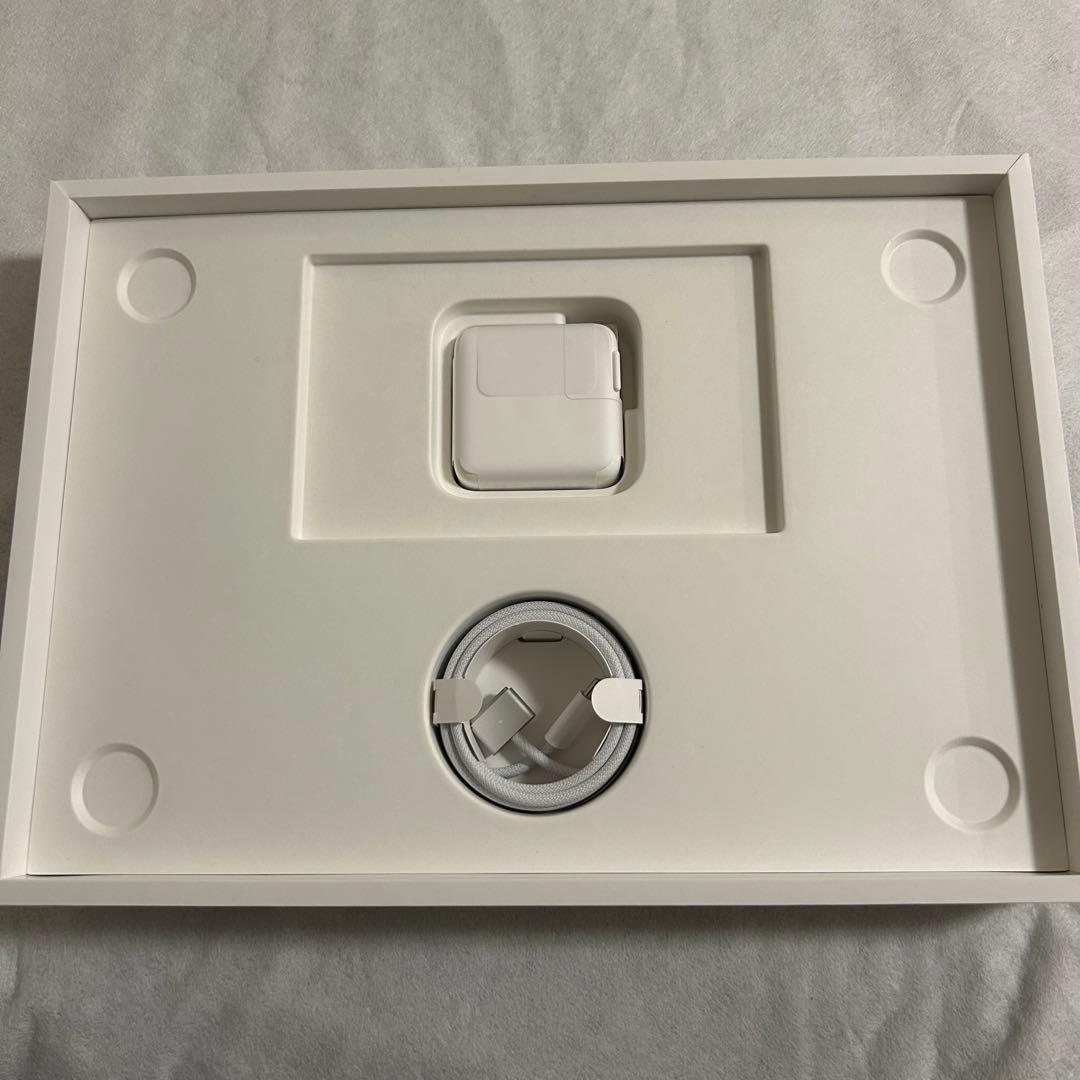 【箱・付属品有】MacBook Air M2モデル 13インチ シルバー