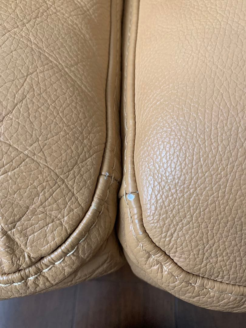 引き取り　ベージュ レザーソファ 3人掛け　フランスベッド