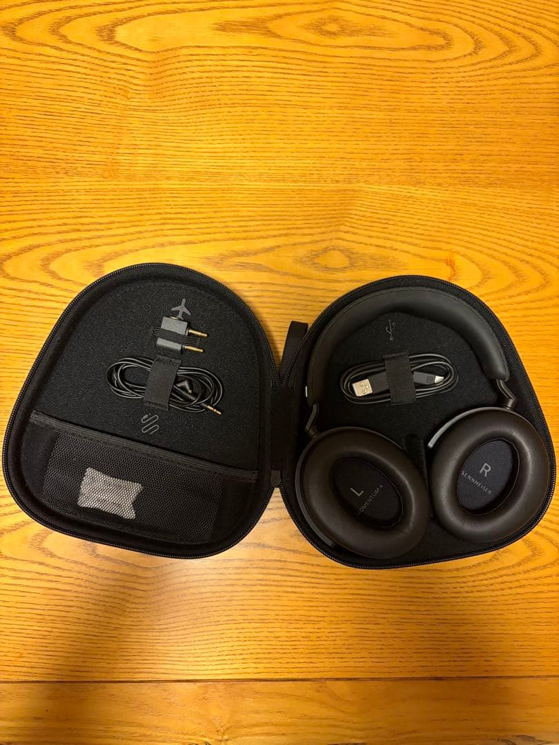 ゼンハイザー MOMENTUM 4 ワイヤレス 黒 ヘッドホン