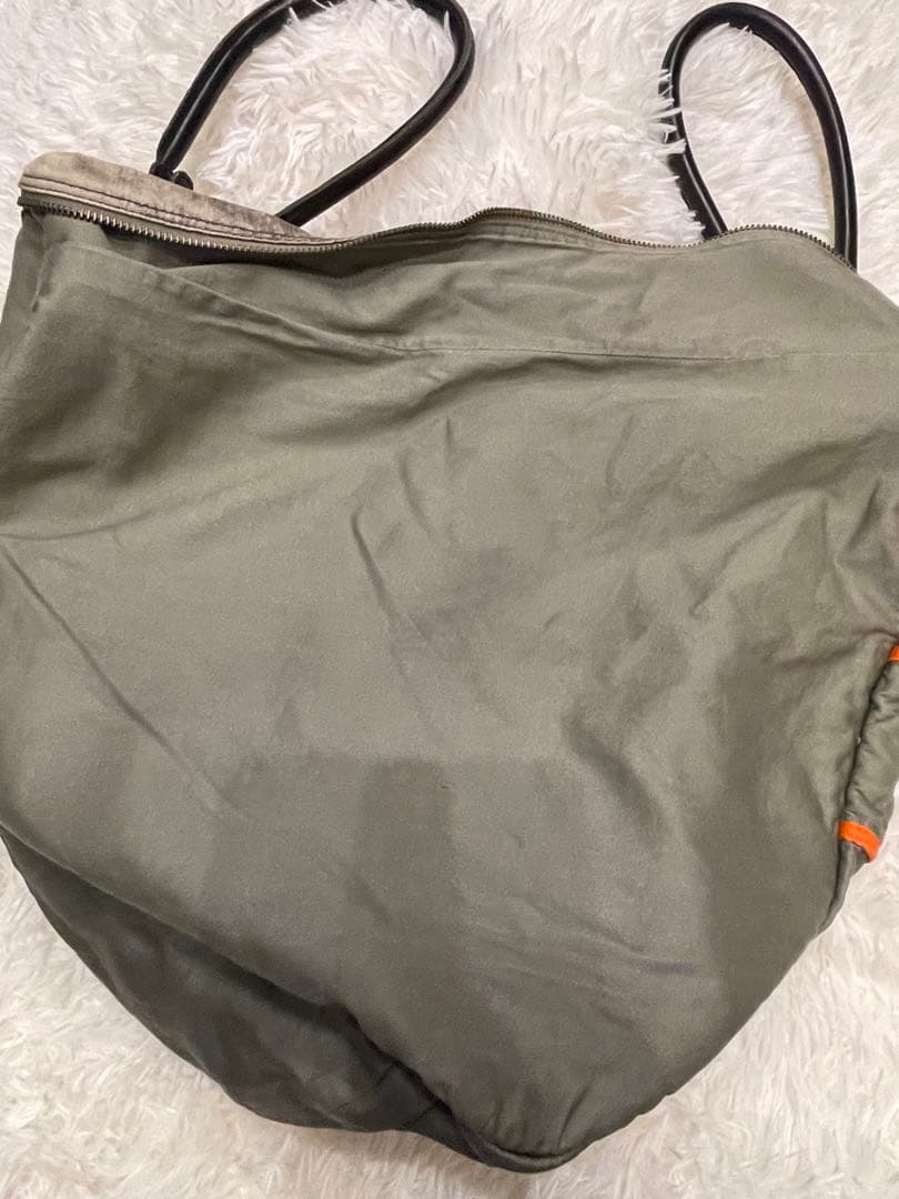 【激レア】DIESEL 特殊フォルム ショルダーバッグ 　メンズ、ユニセックス