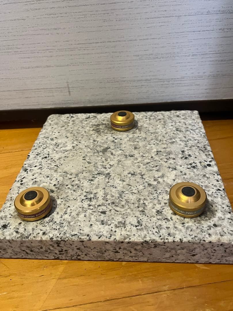 YAMAHA NS-10M PROモニタースピーカー＋インシュレーター