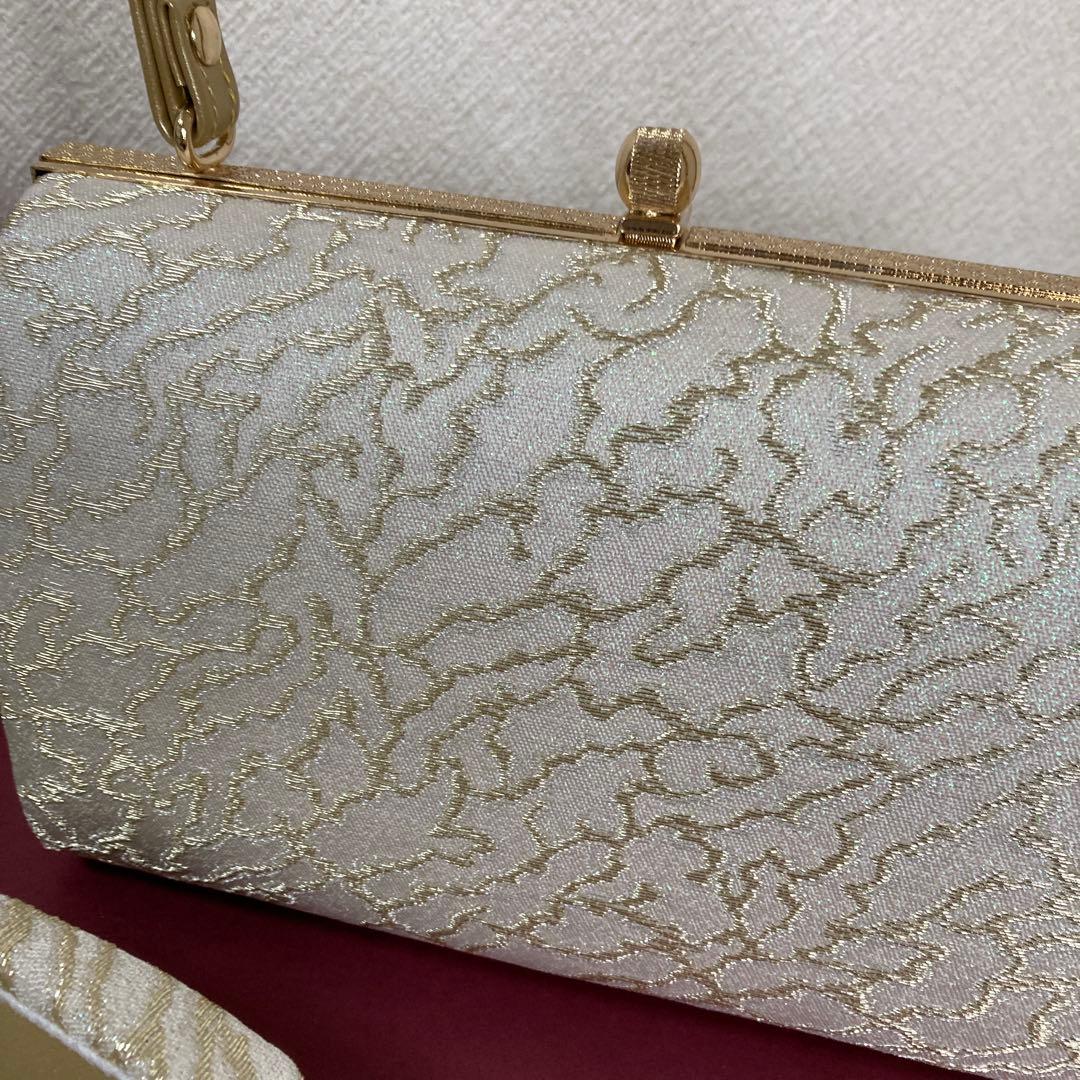 新品　金白ラメ帯地 草履バッグセット 礼装 フリーサイズ ローブデコルテ