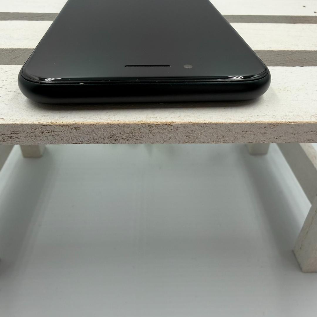 【美品】iPhone SE第3世代 64GB ミッドナイト 366