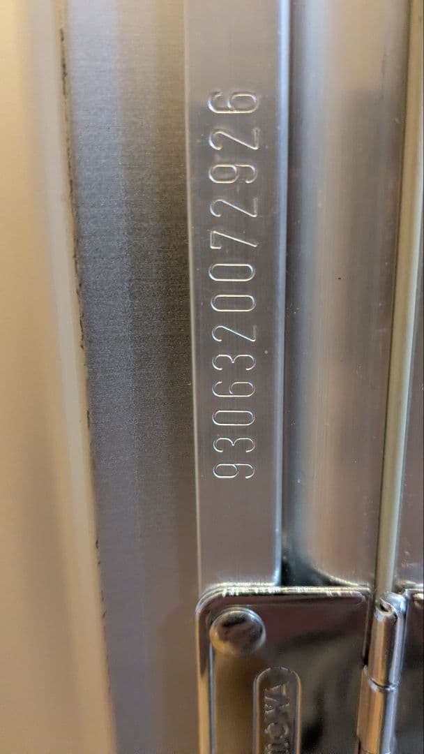 リモワ　RIMOWA　シルバー アルミニウム キャリーカート